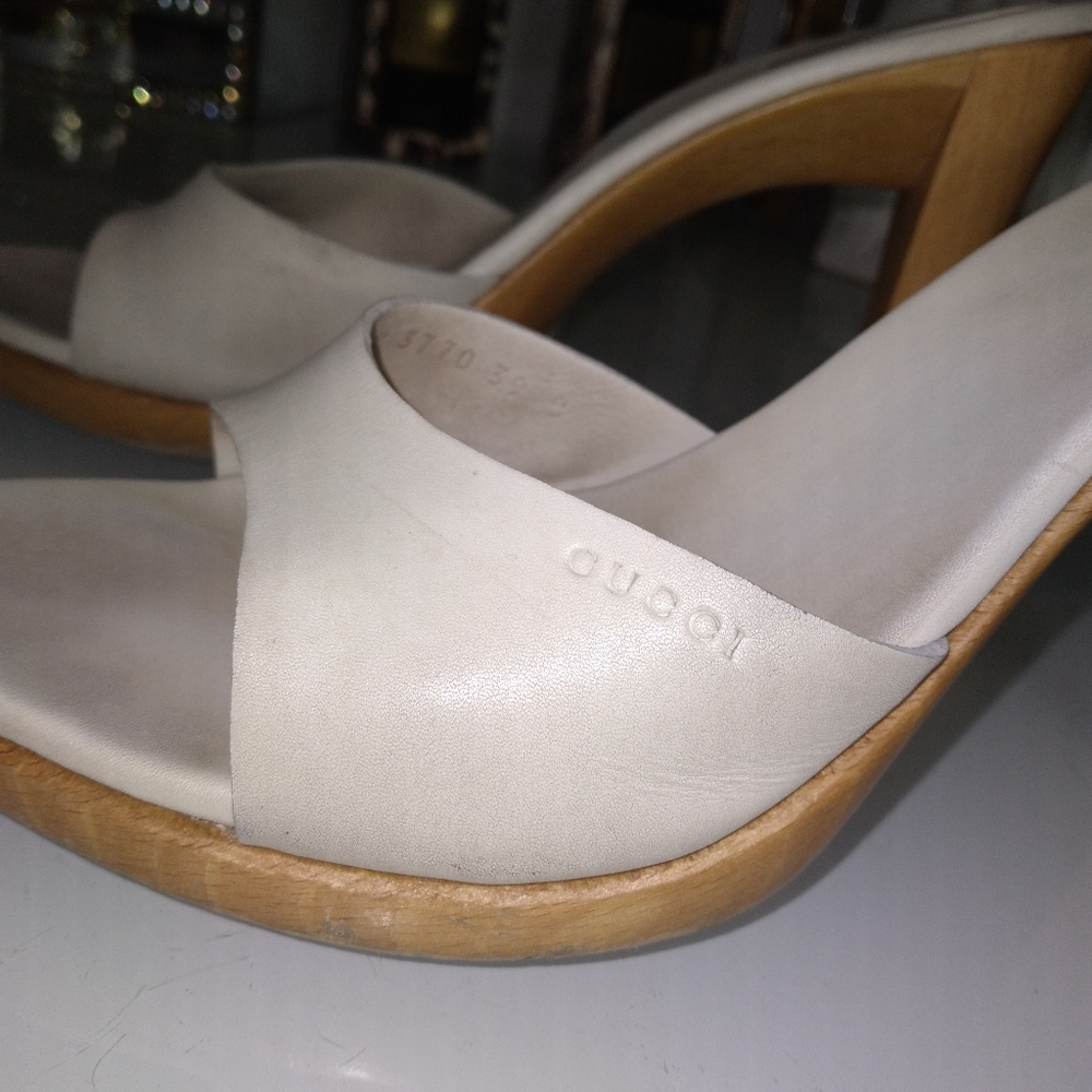 Vintage Gucci Y2K off white leather slip on heels size 39 - Picture 12 of 14